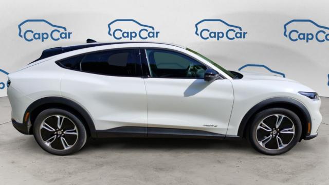 Ford Mustang image 9