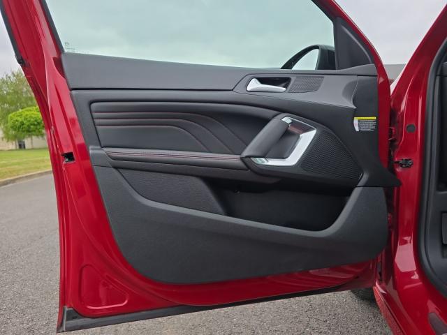 Peugeot 308 image 5