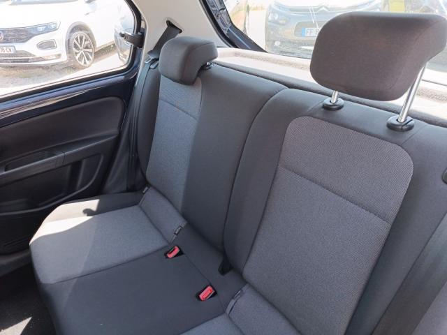 Volkswagen Up! image 7