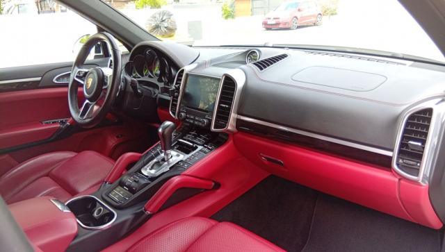 Porsche Cayenne image 8