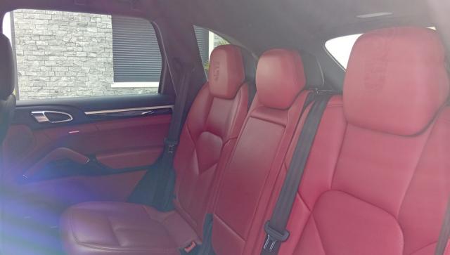 Porsche Cayenne image 6