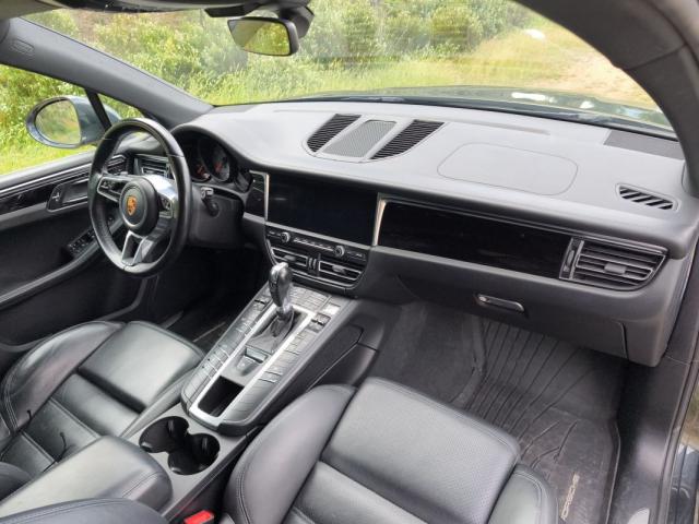Porsche Macan image 2