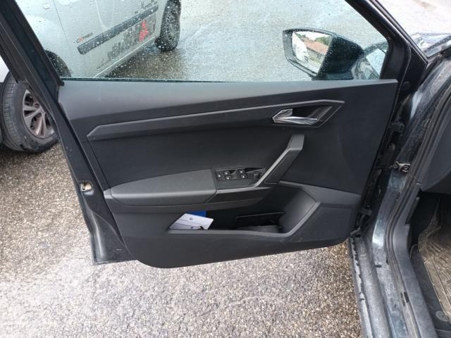 Seat Arona image 8
