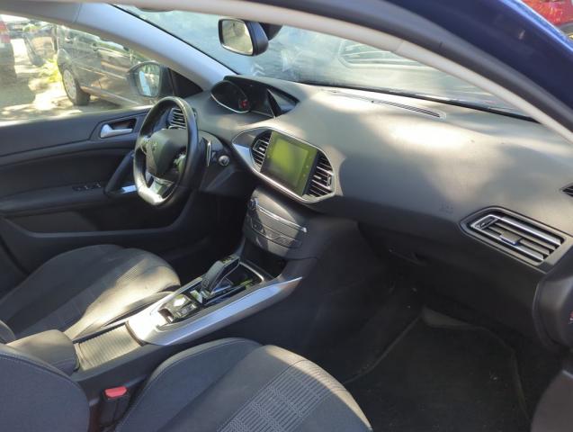 Peugeot 308 image 8