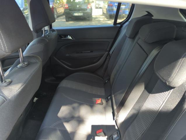 Peugeot 308 image 9