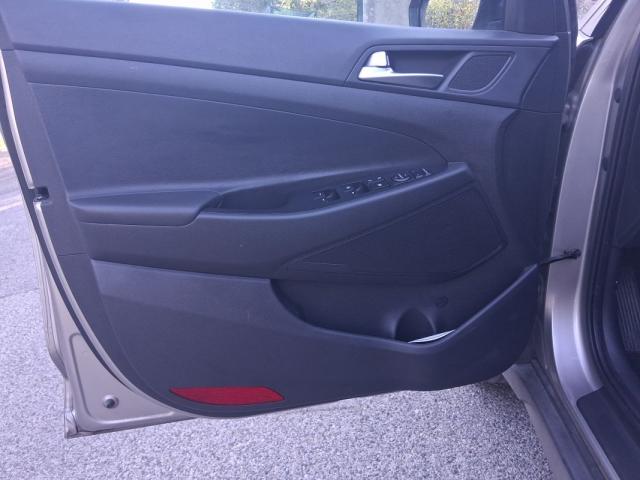 Hyundai Tucson image 5