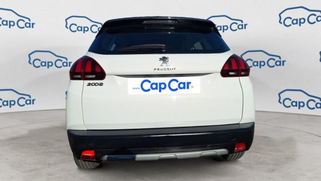 Peugeot 2008 image 2