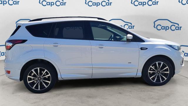 Ford Kuga image 6