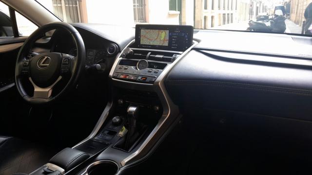Lexus Nx 300h image 6