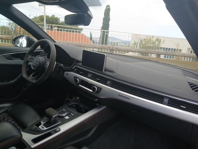 Audi Rs4 Avant image 4