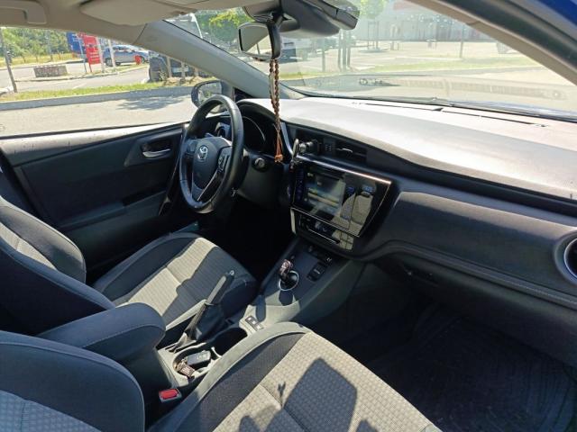 Toyota Auris image 4