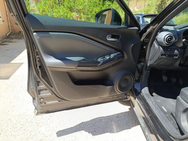Nissan Juke image 6