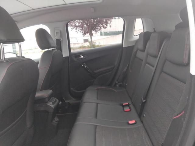 Peugeot 2008 image 5