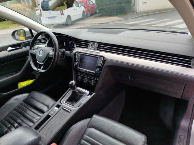 Volkswagen Passat Sw image 4