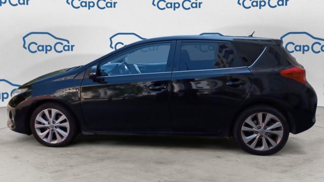 Toyota Auris image 1