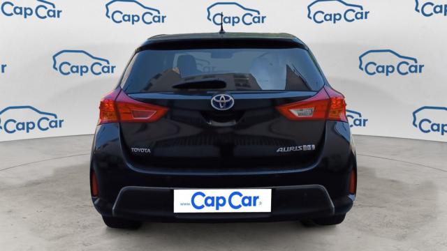 Toyota Auris image 6