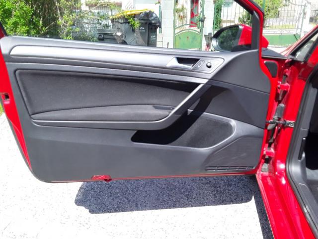 Volkswagen Golf image 8