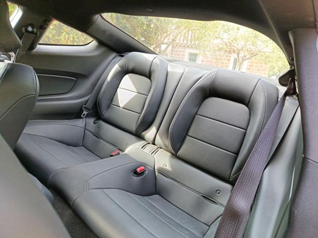 Ford Mustang image 9