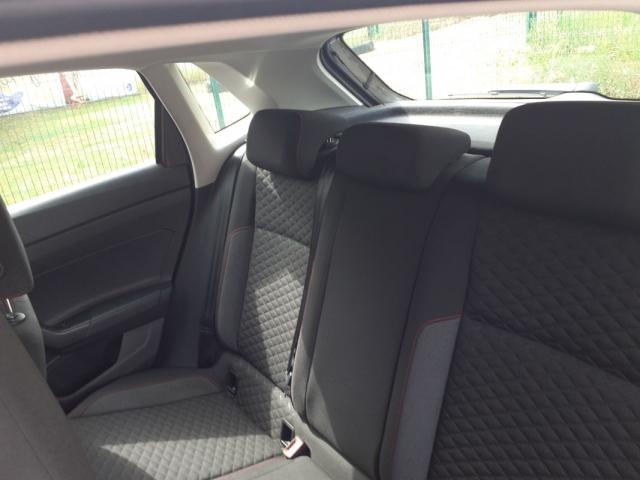 Volkswagen Polo image 8