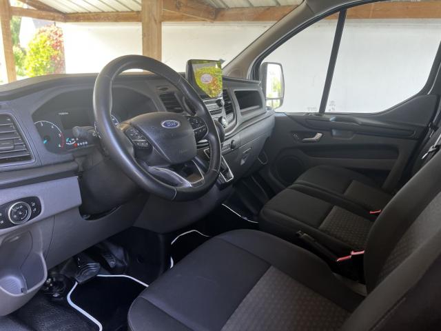 Ford Transit Custom image 1