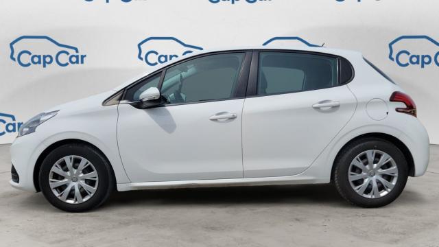 Peugeot 208 image 8