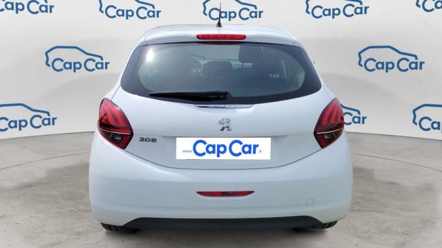 Peugeot 208 image 9