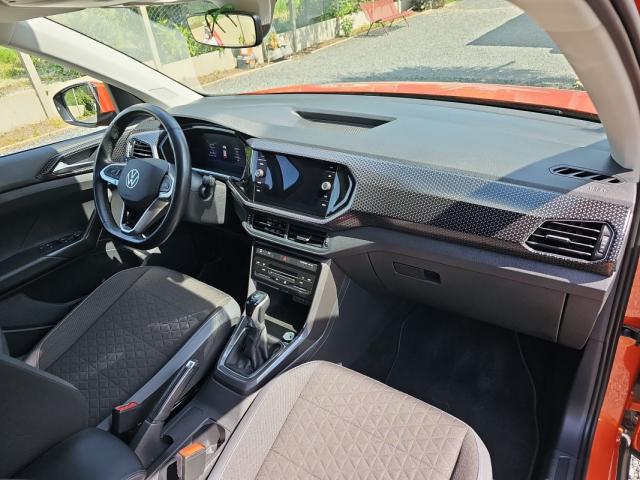 Volkswagen T-Cross image 1