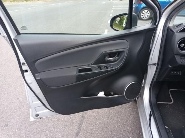 Toyota Yaris image 8