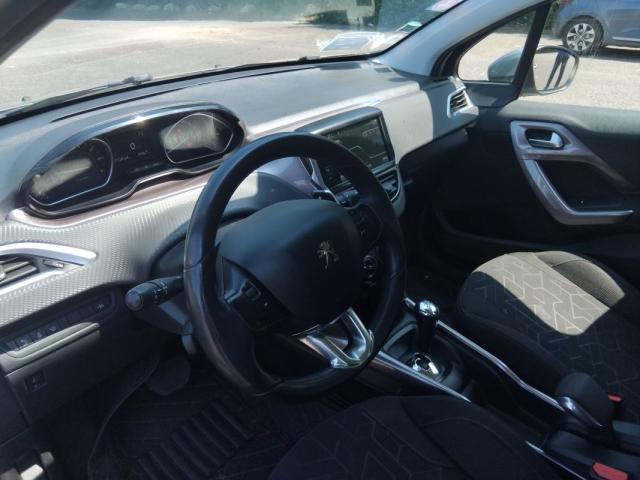 Peugeot 2008 image 5