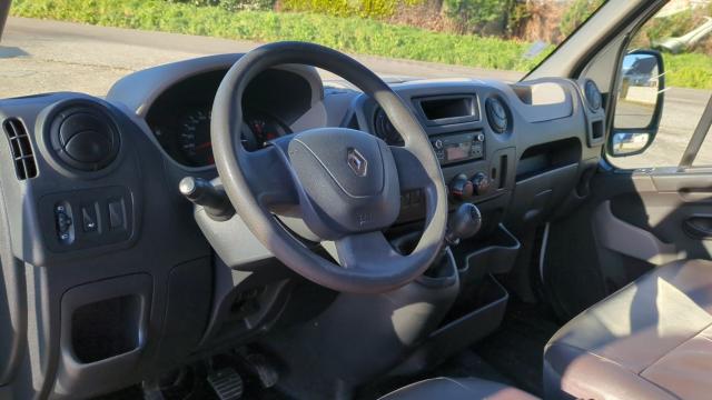 Renault Master image 1