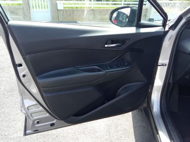 Toyota C-Hr image 4