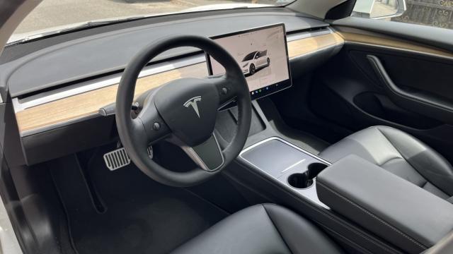Tesla Model 3 image 2