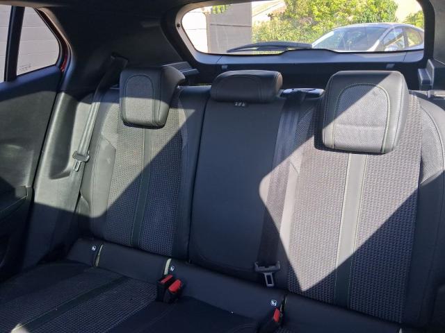 Peugeot 2008 image 8