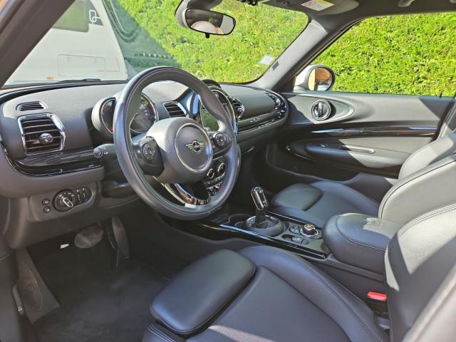 Mini Clubman image 3