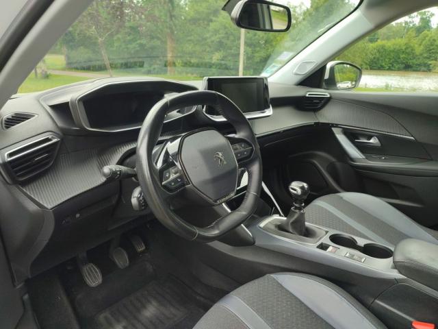 Peugeot 2008 image 4