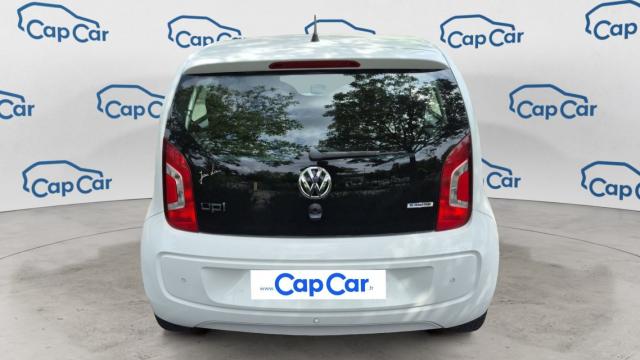 Volkswagen Up! image 1