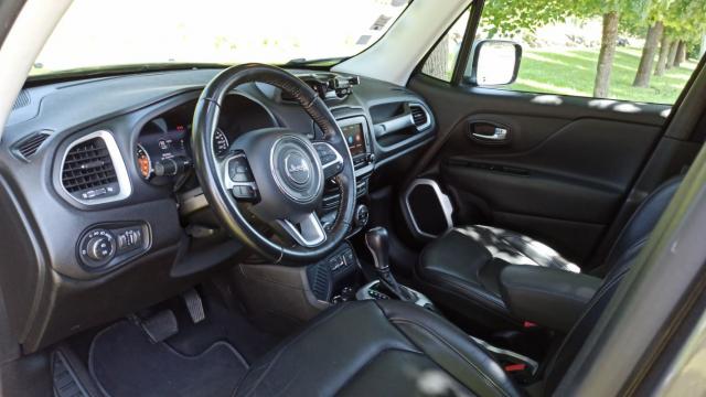 Jeep Renegade image 8