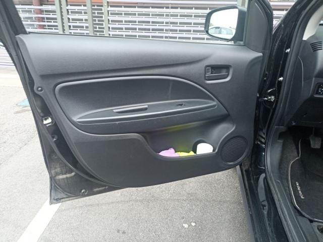 Mitsubishi Space Star image 9