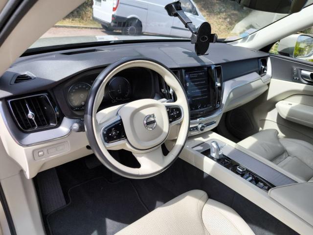 Volvo Xc60 image 1