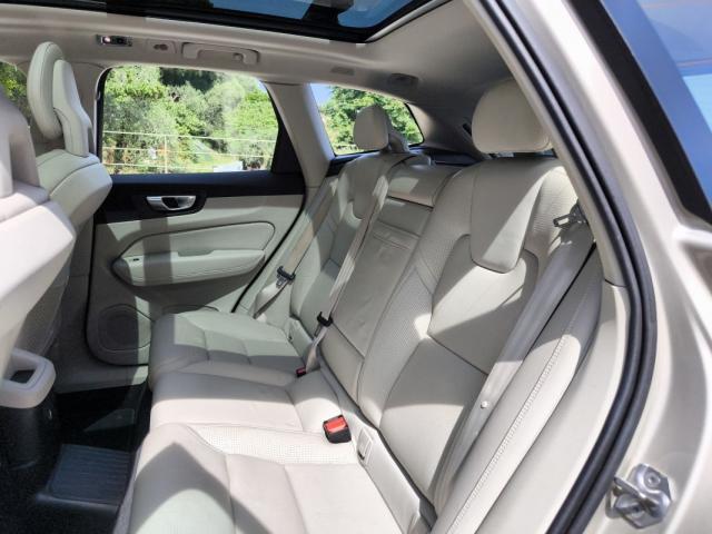 Volvo Xc60 image 9