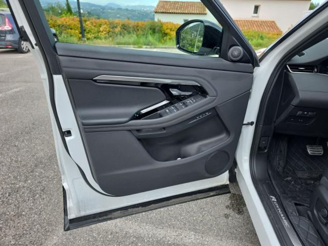 Land Rover Range Rover Evoque image 1