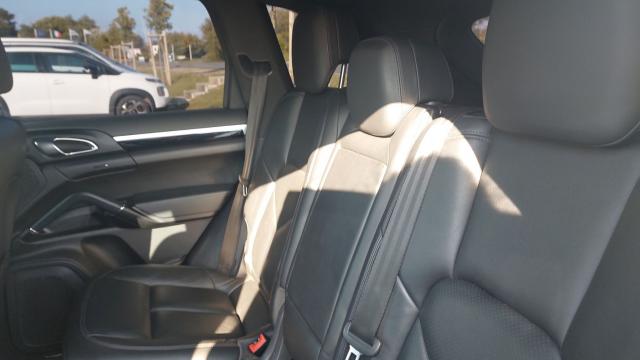 Porsche Cayenne image 6
