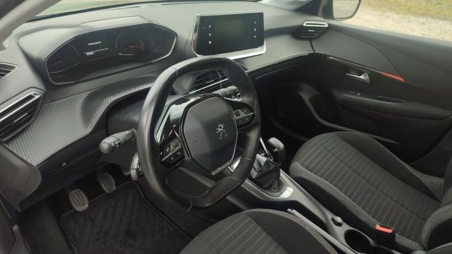 Peugeot 208 image 4