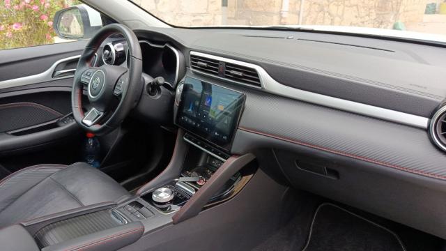 Mg Zs image 5