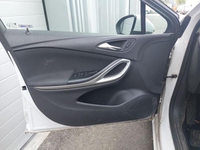 Opel Astra image 9