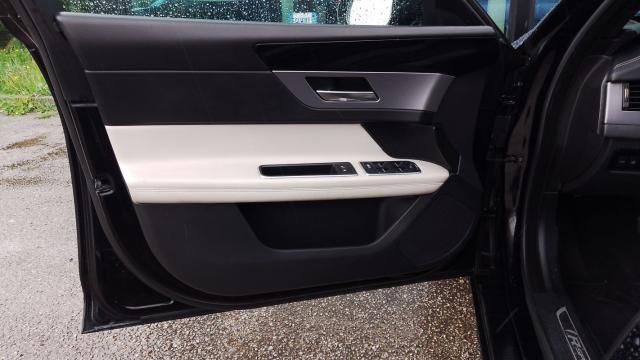 Jaguar Xf image 1