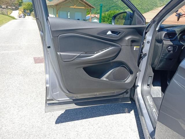Opel Grandland X image 2
