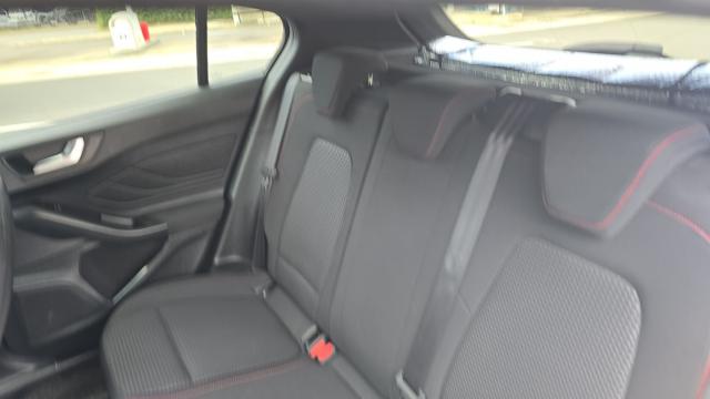 Ford Focus image 1