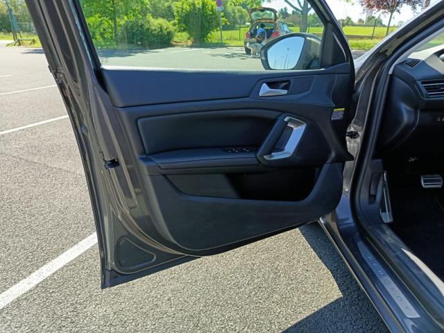 Peugeot 308 image 2