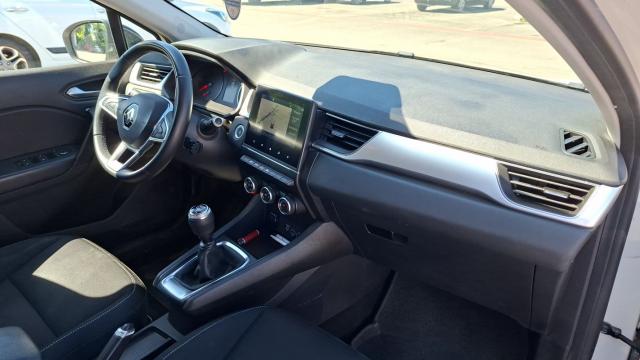 Renault Captur image 2